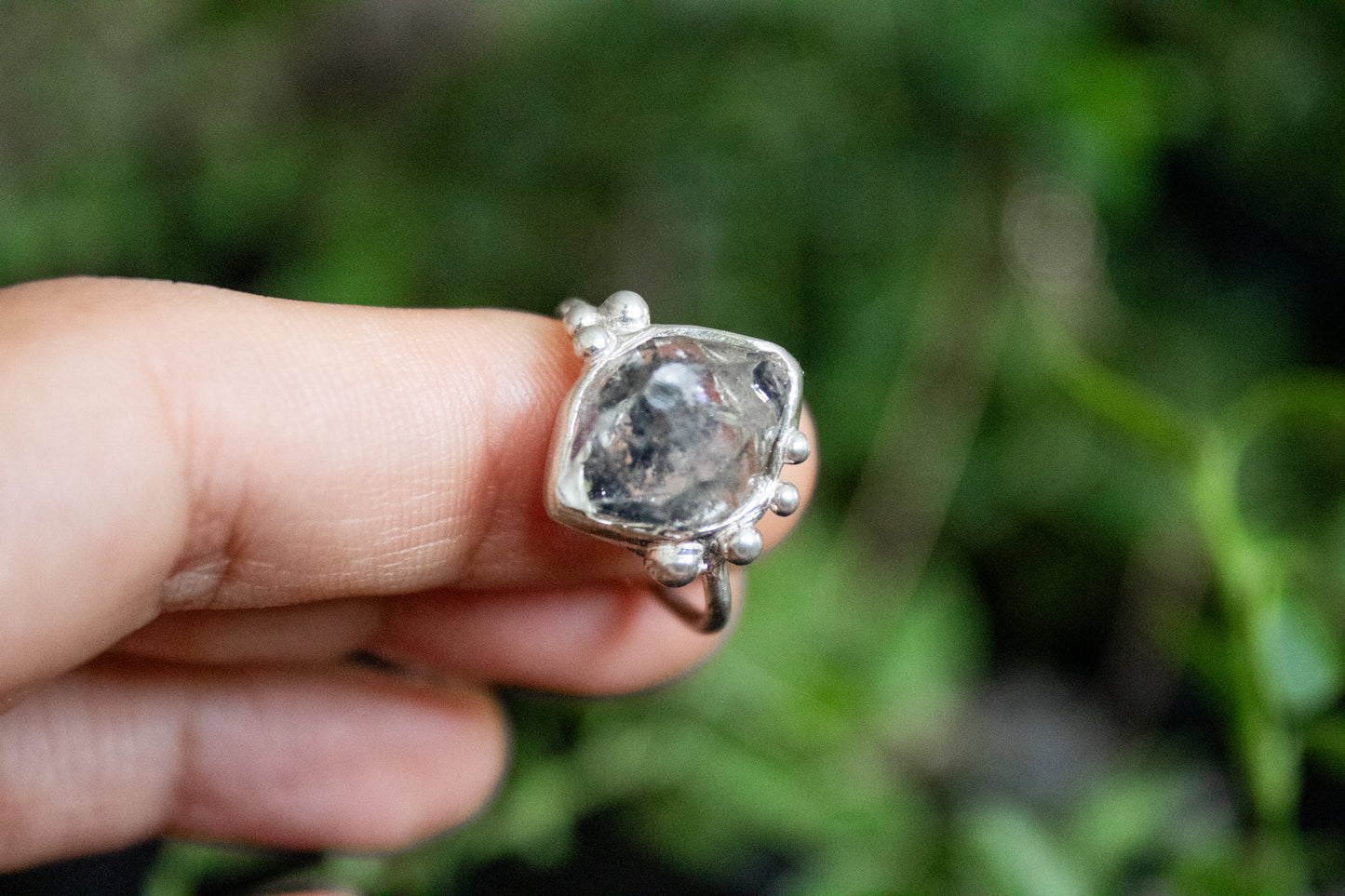 Énergie. Anillo de cuarzo herkimer