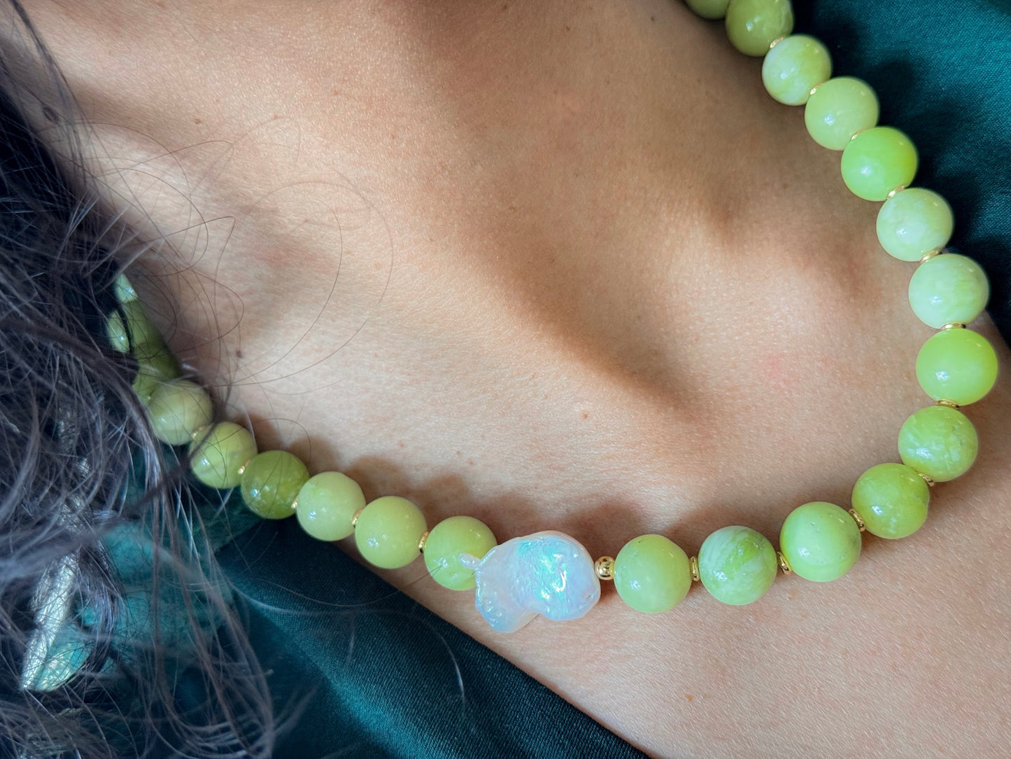 Niebla. Collar de jade y perla