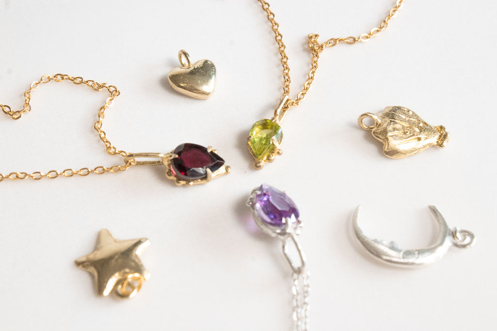 Elia. Collar con gema a elegir