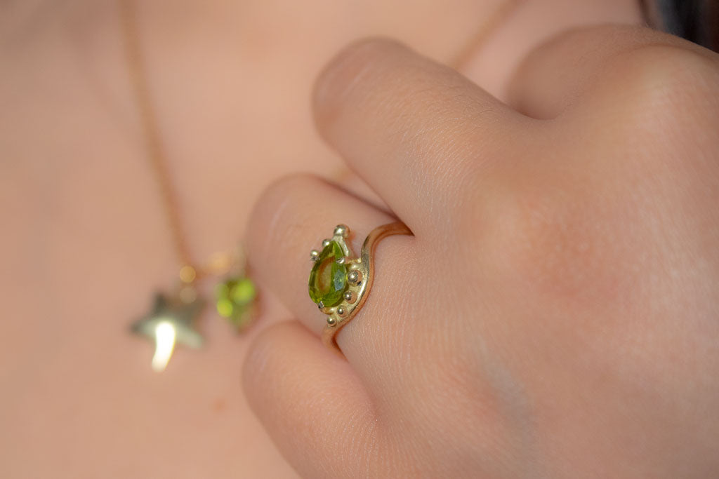 Ema. Anillo personalizable