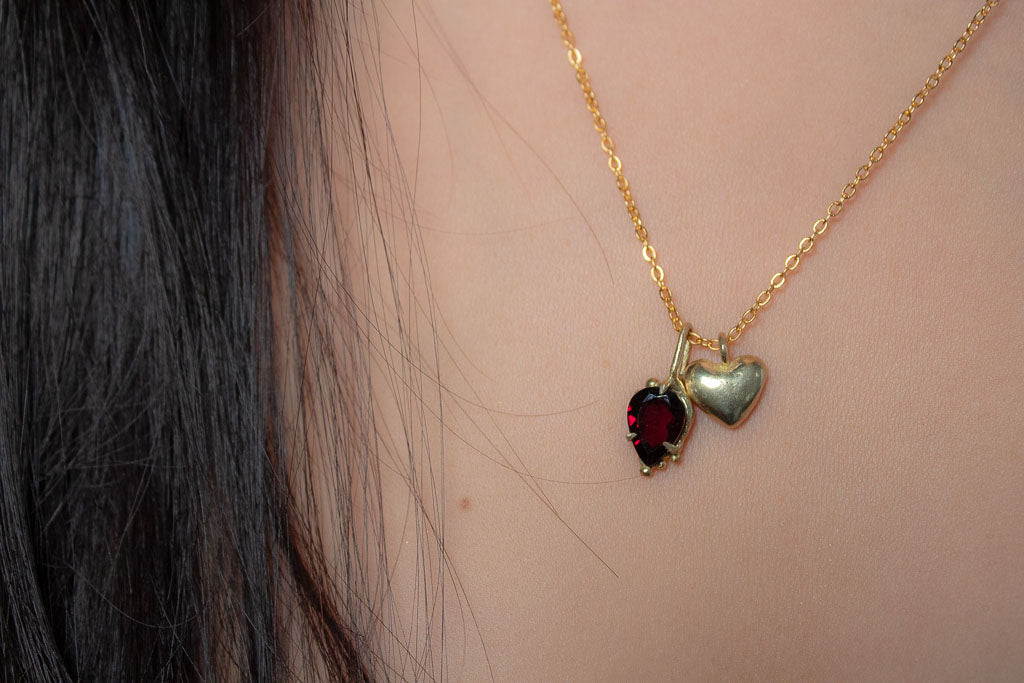 Elia. Collar con gema a elegir