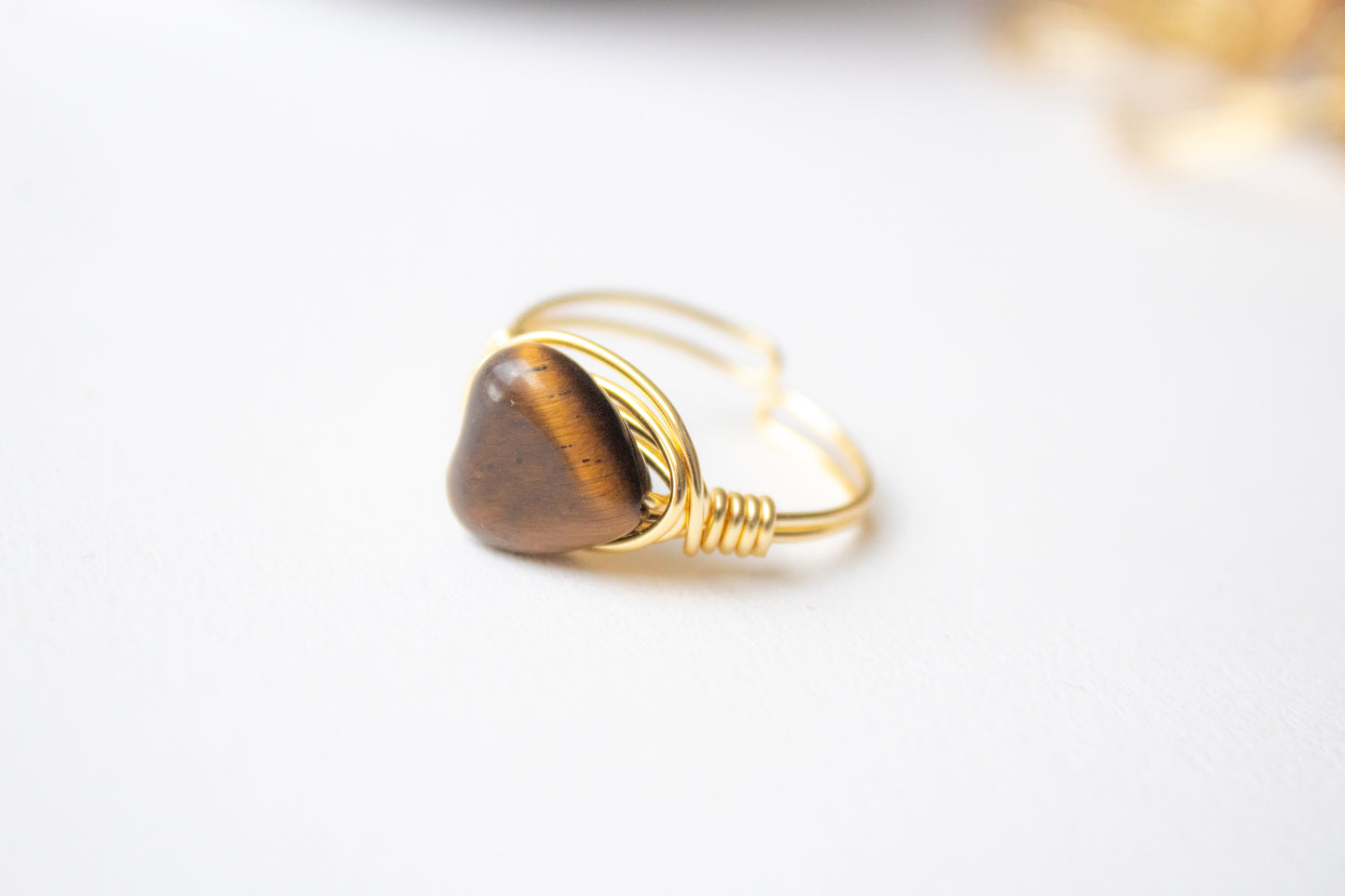 Muun. Anillo con ojo de tigre