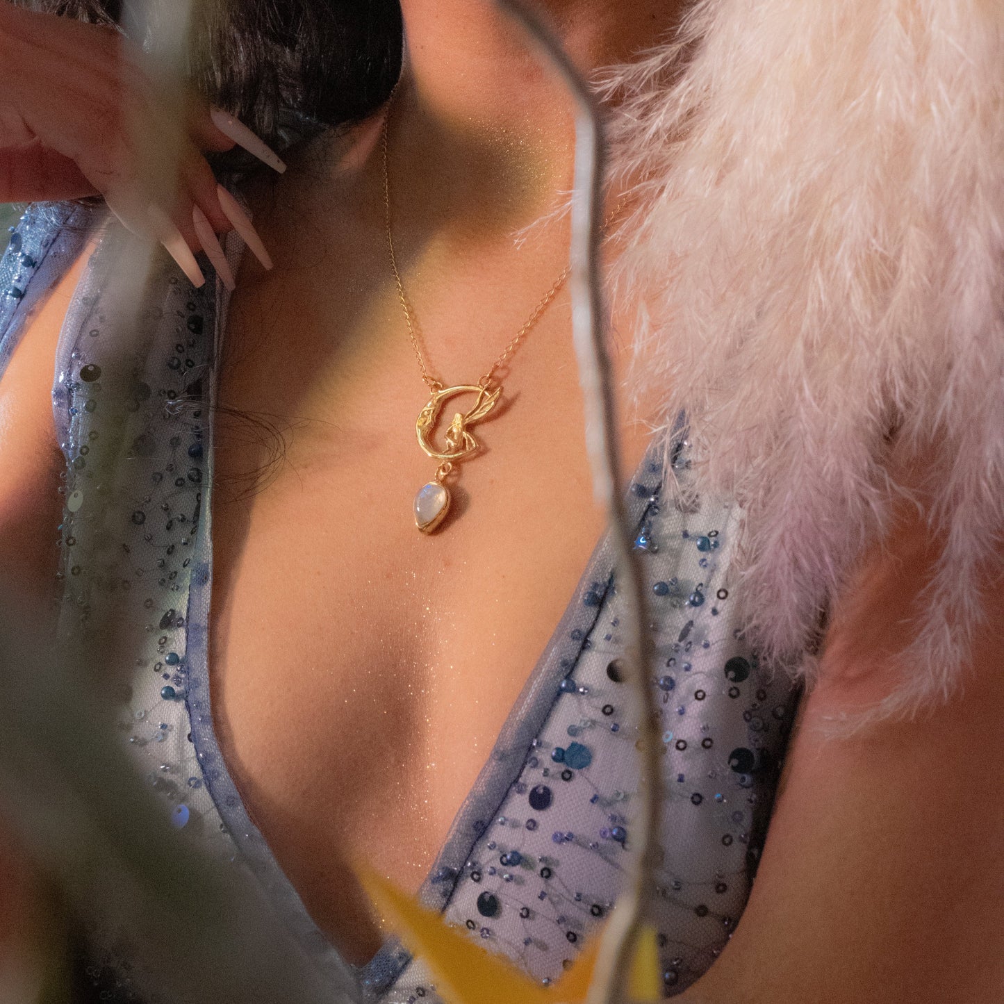 Yatziri. Collar con piedra luna