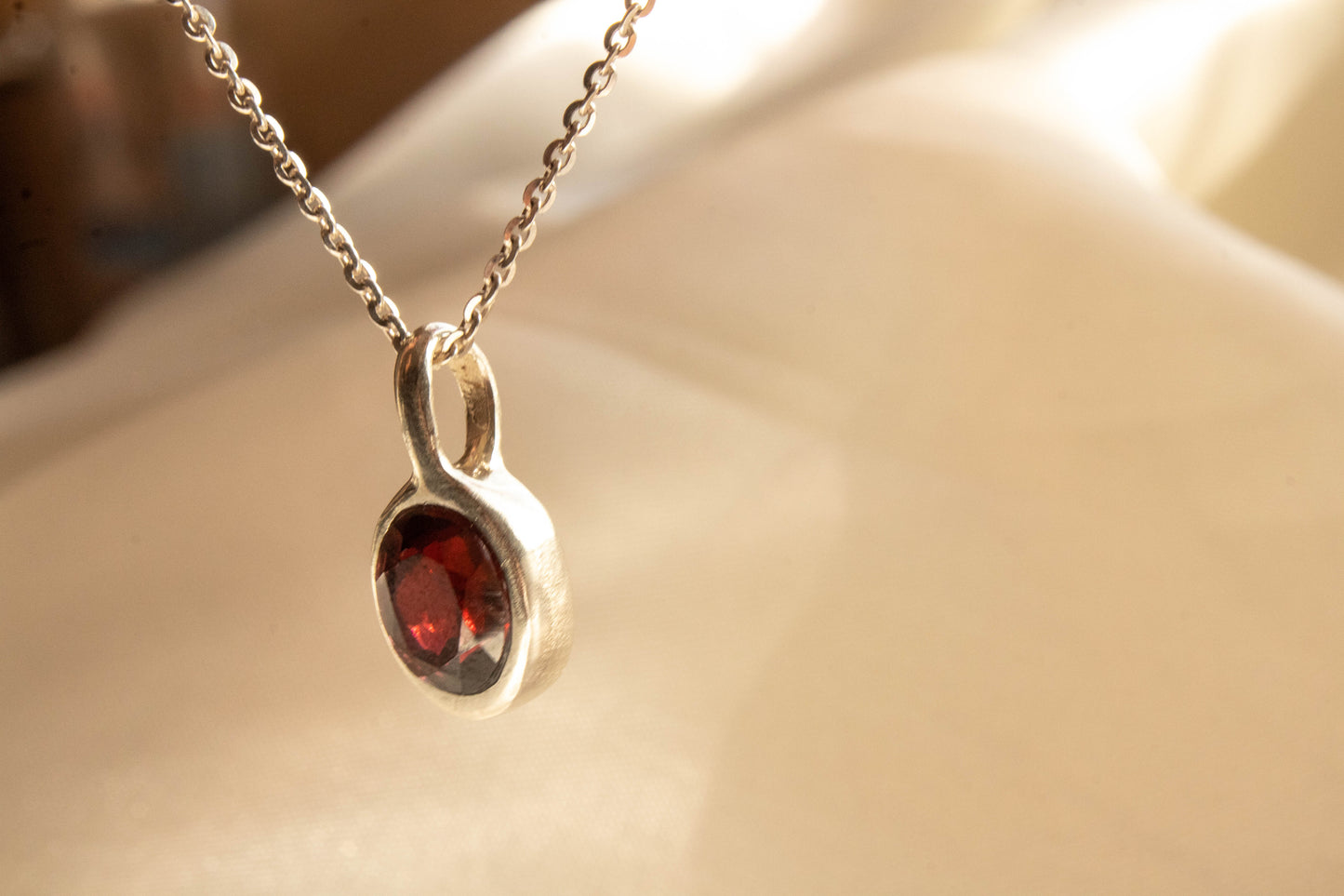 Collar oval granate - Color Mineral