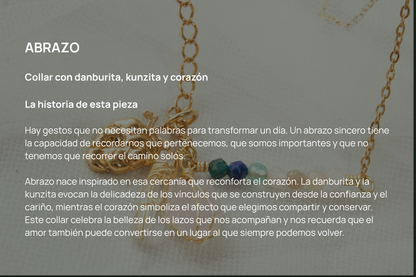 Abrazo. Collar con danburita, kunzita y corazón.