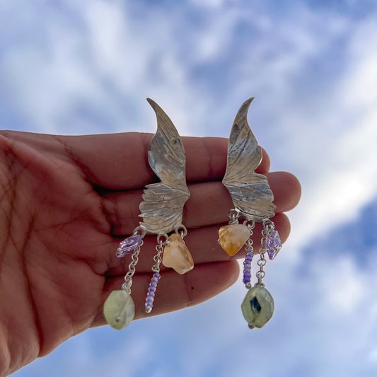 Amaité. .925 silver earrings with prehnite, zircons, citrine quartz and Swarovski crystal