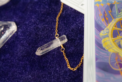 Aketzali. Collar minimalista con cuarzo blanco