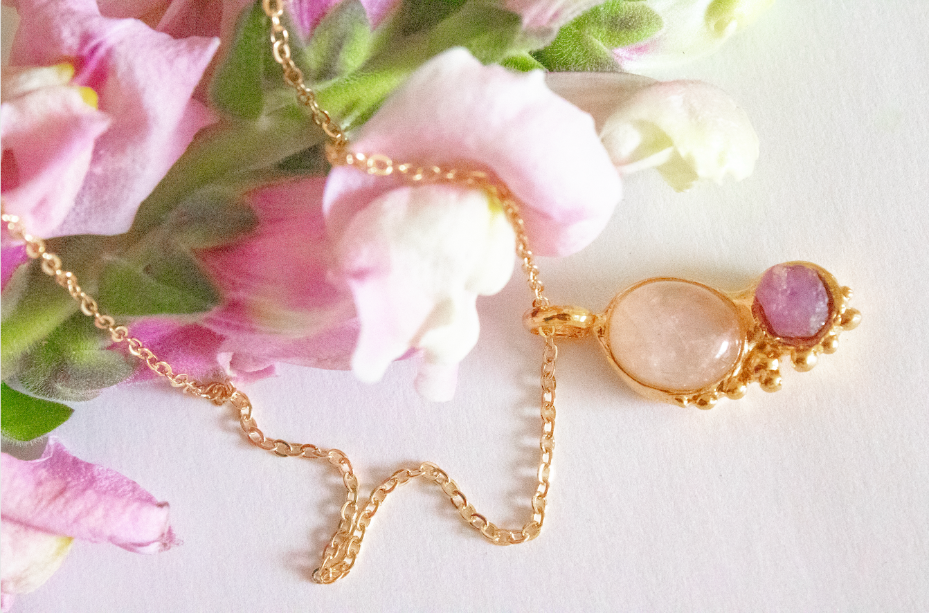Balance. Necklace with rose quartz and ruby