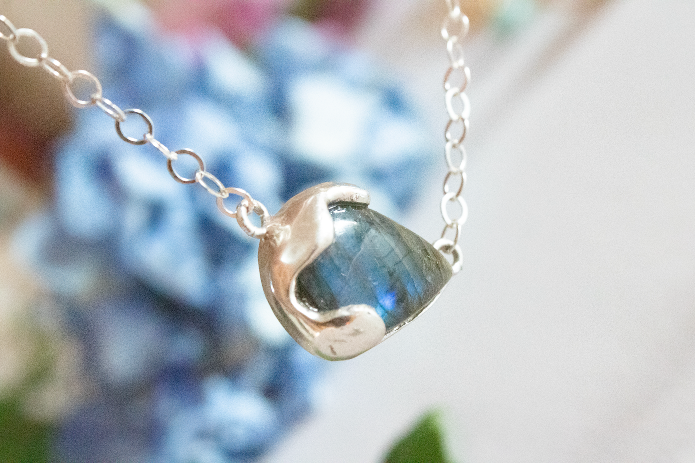 Utopia. Labradorite necklace