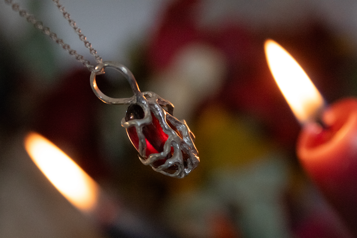 Resplandor. Collar con granate hessonite