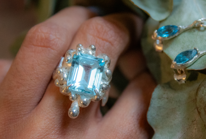 Ánima. Anillo de topacio