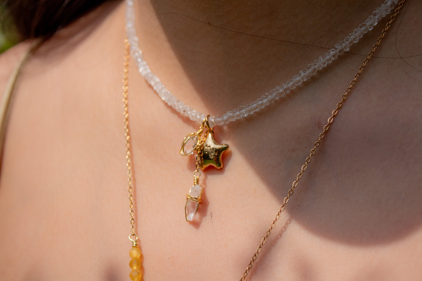 Primer Cielo. Collar con cuarzo blanco, danburita, cuarzo herkimer y dije de estrella