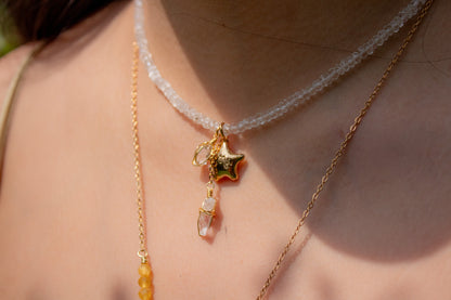 Primer Cielo. Collar con cuarzo blanco, danburita, cuarzo herkimer y dije de estrella