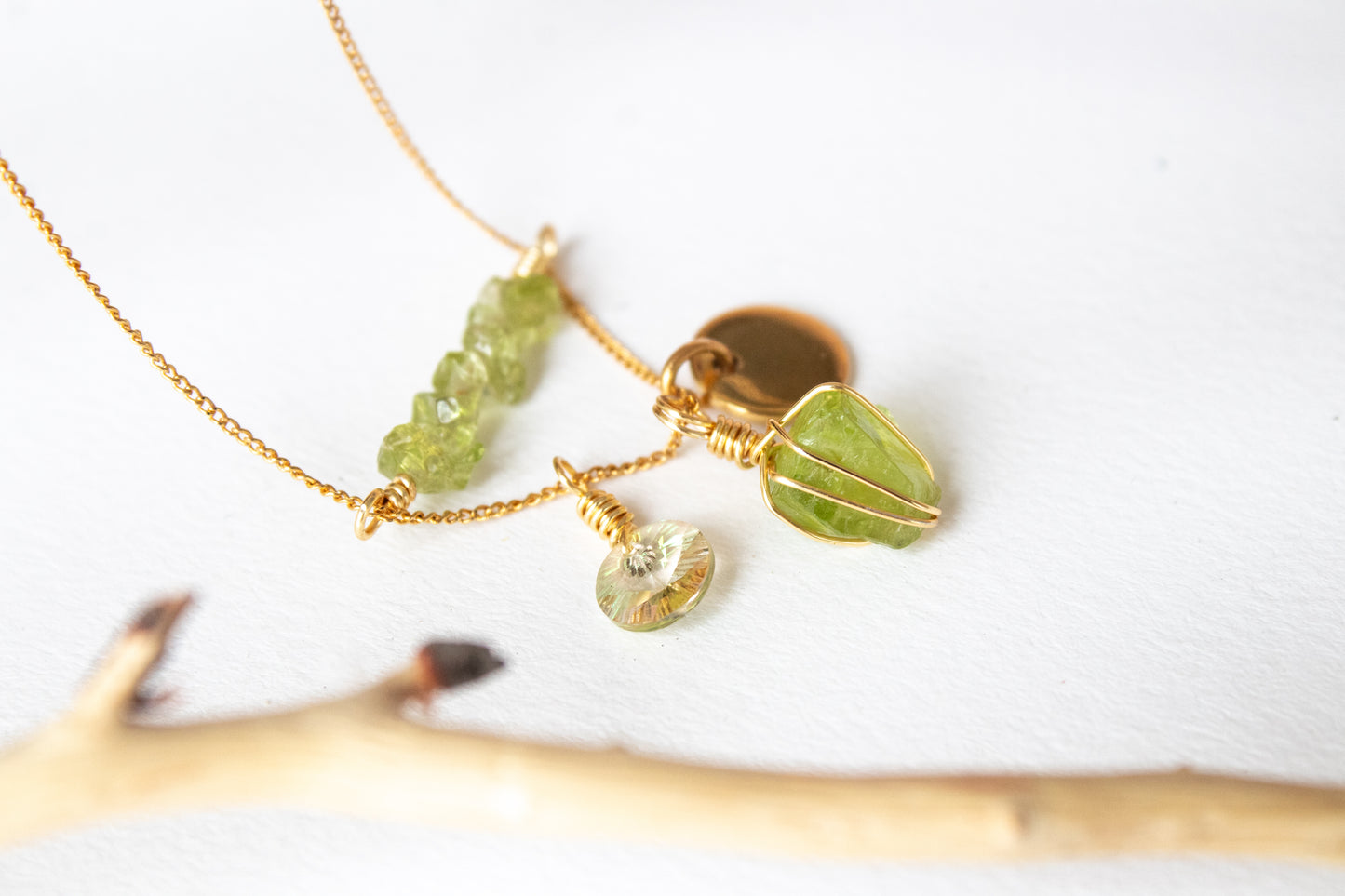 Hope. Necklace with peridot