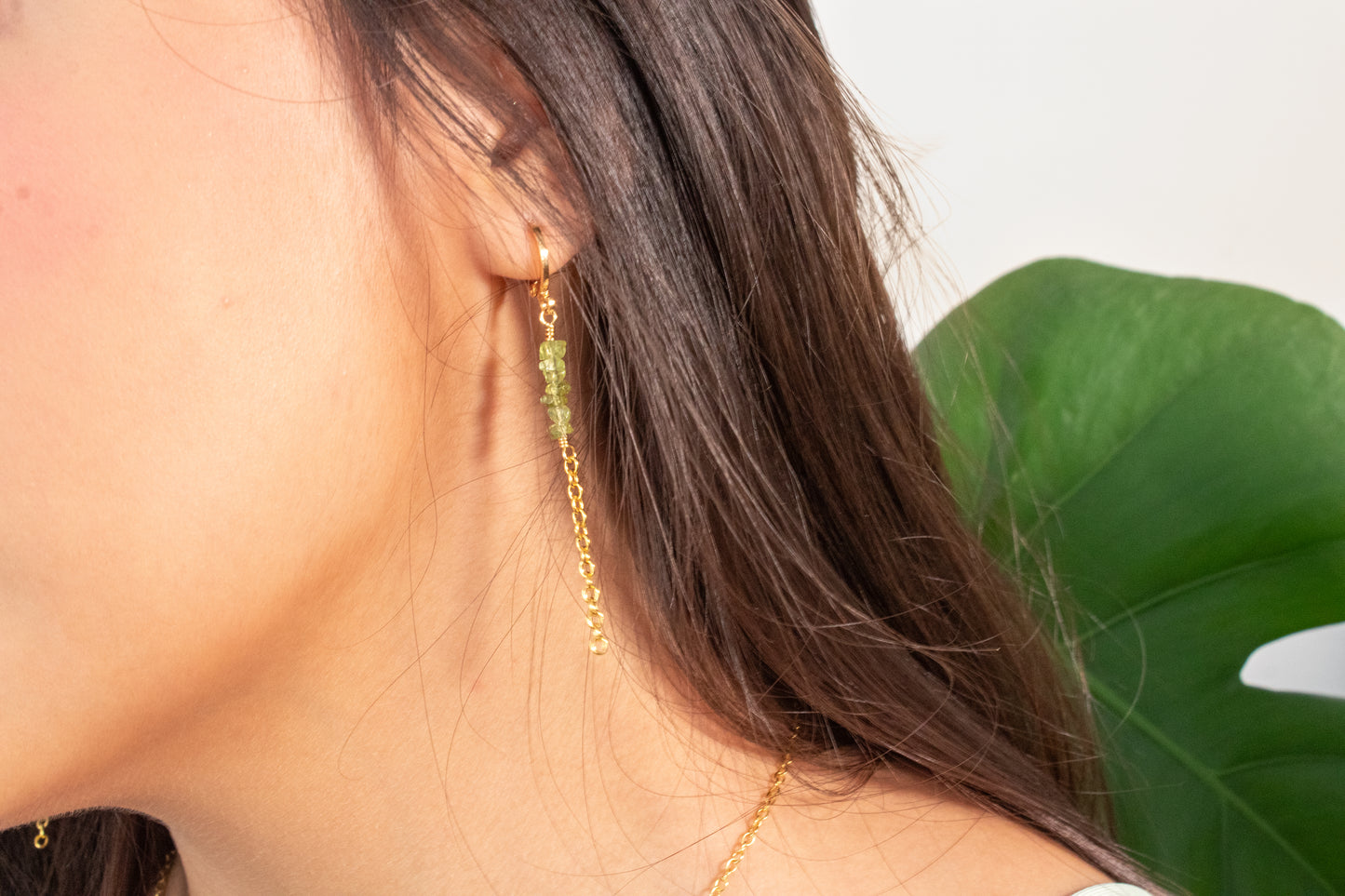 Euphrosyne. Huggies earrings with peridot 