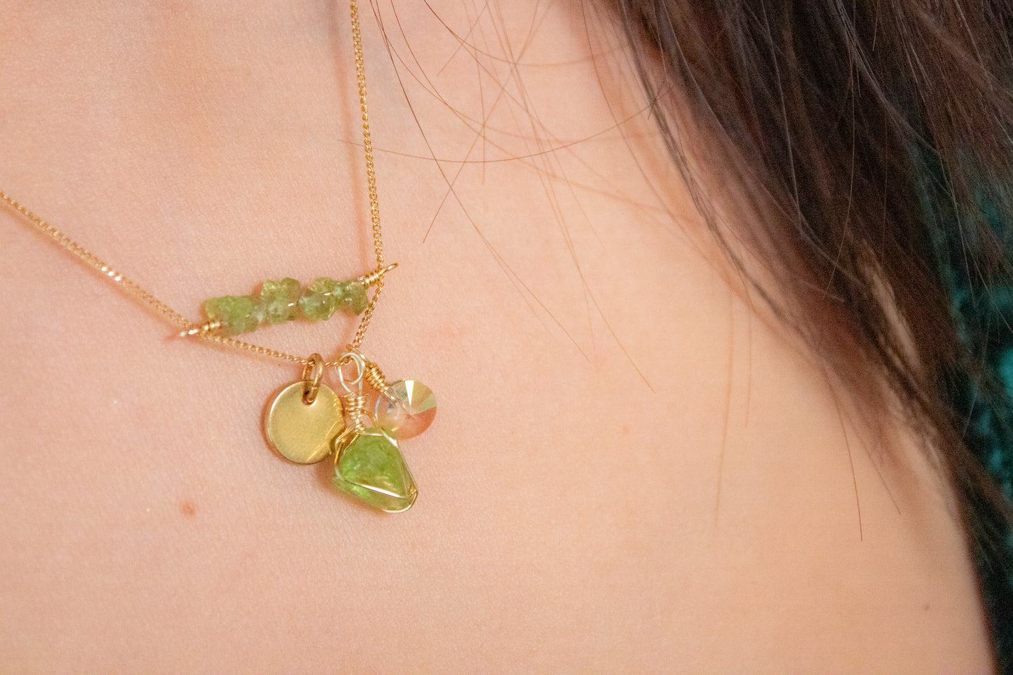 Hope. Necklace with peridot