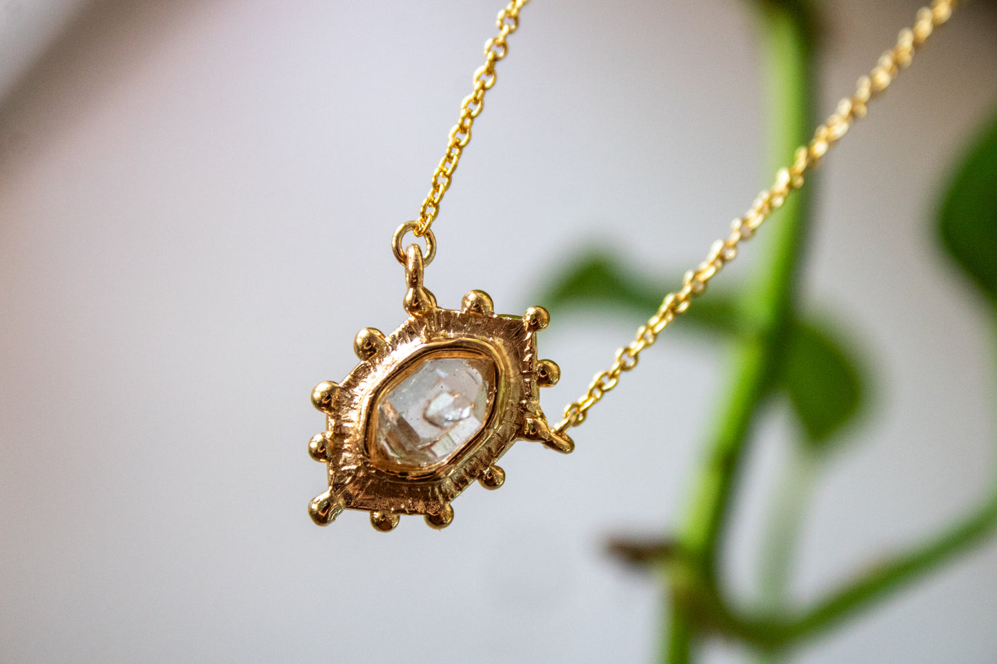 Claridad. Collar con herkimer