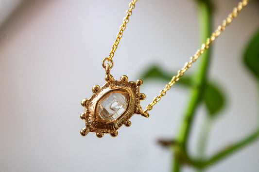 Claridad. Collar con herkimer