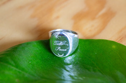 Tutto Passa. Anillo "todo pasa"