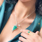 Cascada. Collar con malaquita y cuarzo blanco