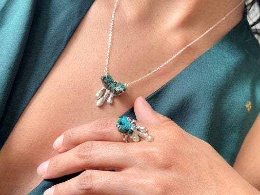 Emoción. Collar con dioptasa