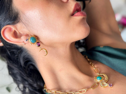 Alquimia. Aretes de sol y luna con calcedonia y amatista