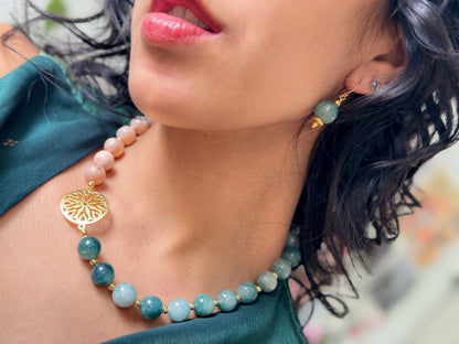 Silencio. Collar con dije de mándala. jade y ágata