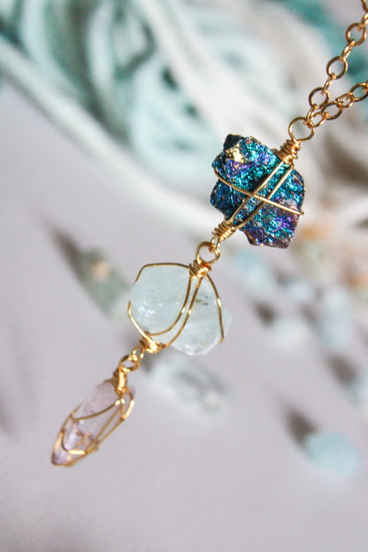 Ishtar. Collar con aguamarina, calcopirita y amatista