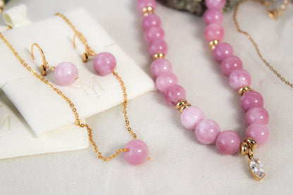 Aretes Huggies de kunzita