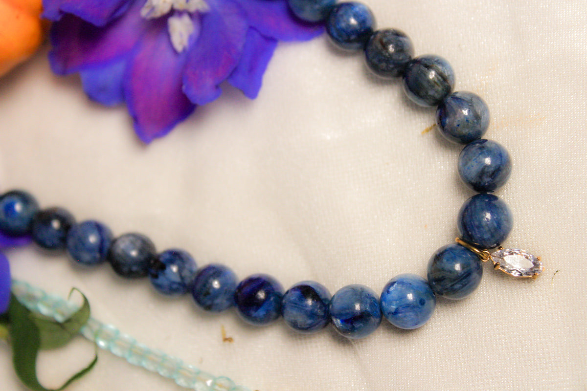 Chocker de cianita