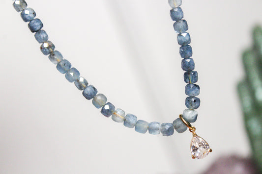 Collar zafiro