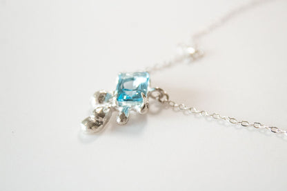 Ánima. Collar de Topacio Azul