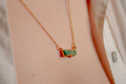 Renacer. Collar de esmeralda triple