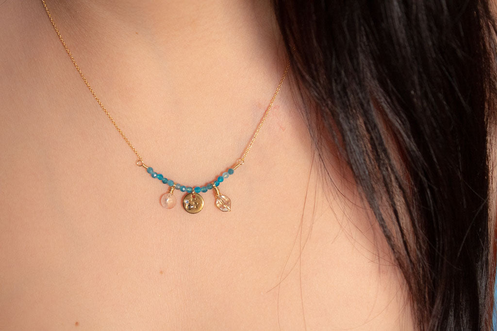 Albor. Collar con apatito y herkimer