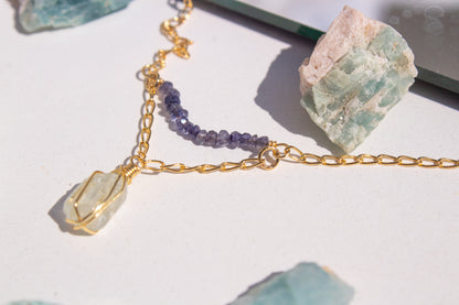 Coventina. Gargantilla de aguamarina & Iolita