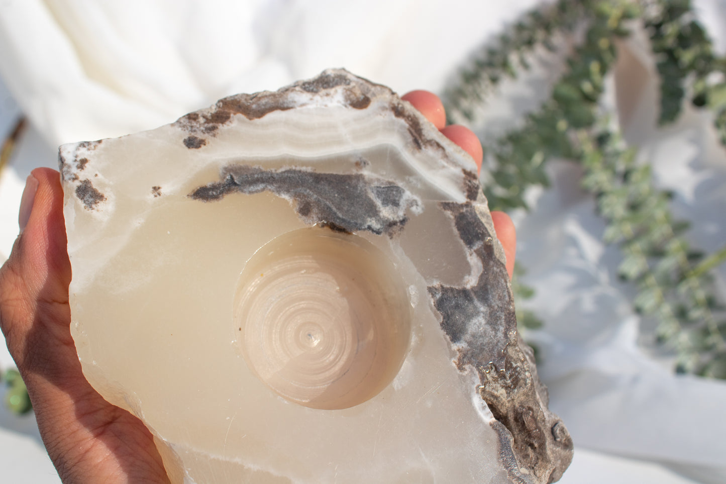 Onyx candle holder