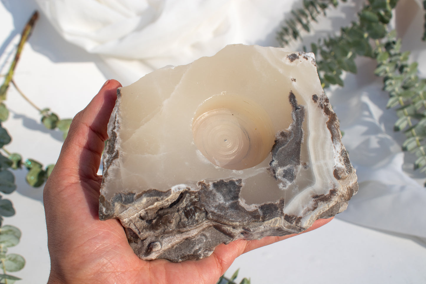 Onyx candle holder