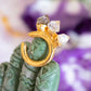 Conexión. Ear cuff con herkimers