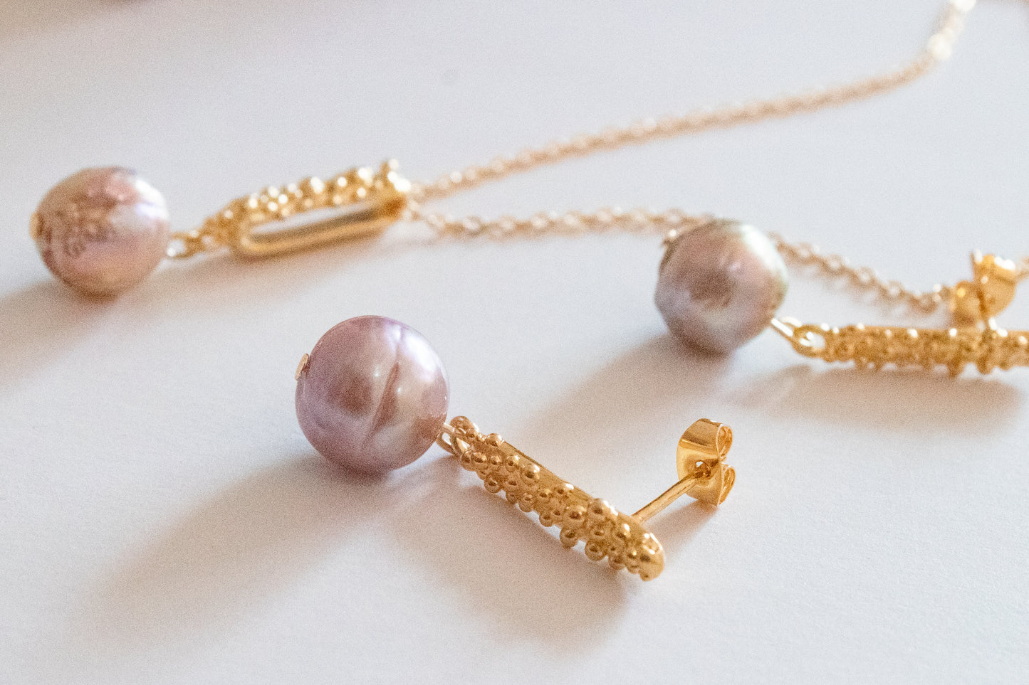 Serenity. Pearl earrings