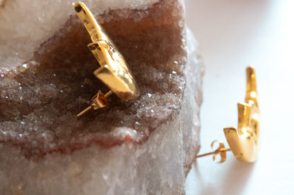 Sentimiento. Aretes de luna menguante