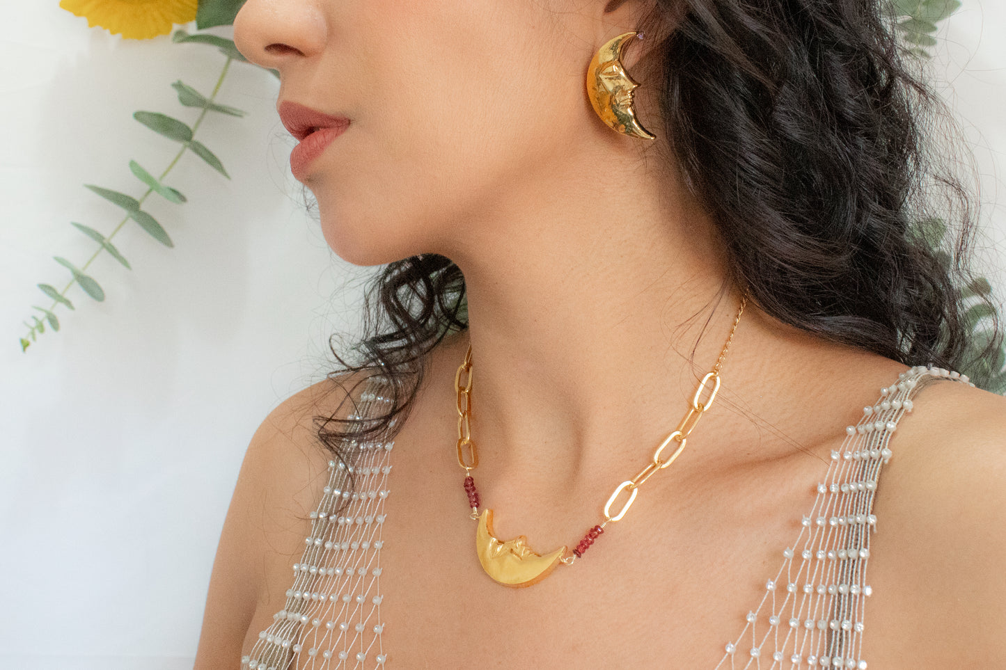 Feeling. Waning moon earrings