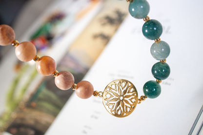 Silencio. Collar con dije de mándala. jade y ágata