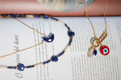 Oleaje. Collar con lapislázuli y perla