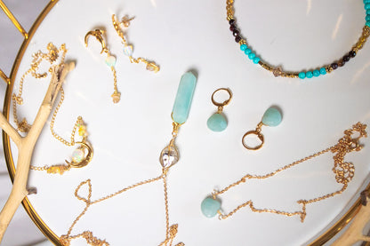 Raíz. Collar con ojo de tigre, citrino y turquesa