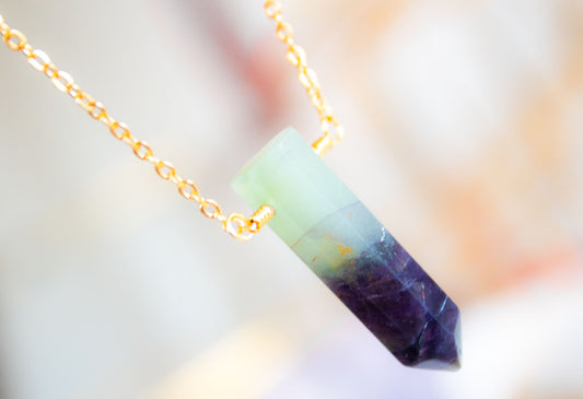 Aurora. Collar con punta de fluorita