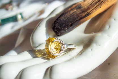 Lúmina. Anillo con cuarzo citrino