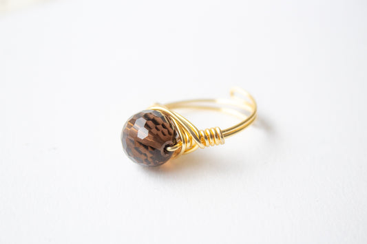 Tonalli. Ring with smoky quartz