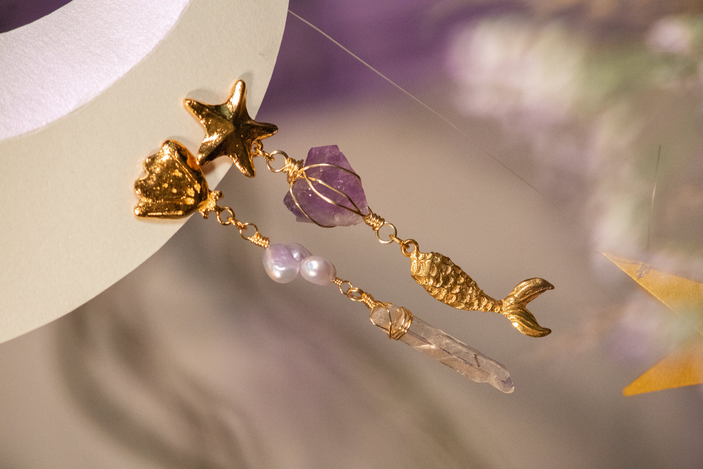 Itza. Aretes con amatista, cuarzo blanco y perlas