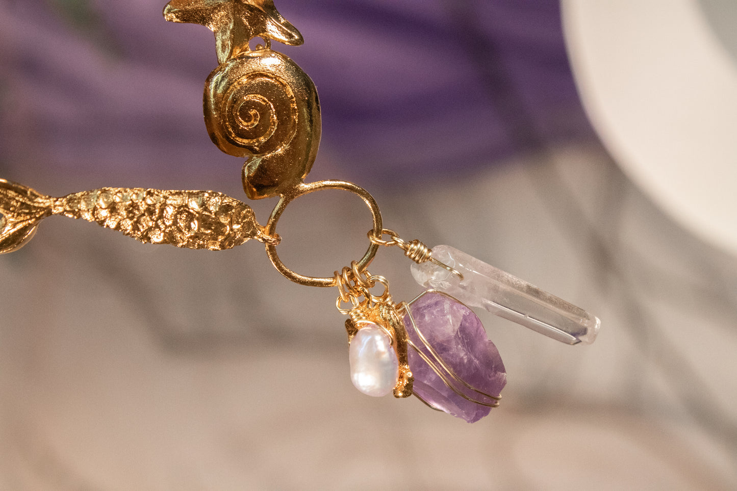 Itza. Necklace with amethyst, white quartz and pearls