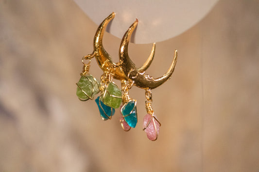 Cheel. Moon hoop earrings with peridot, apatite and pink tourmaliine